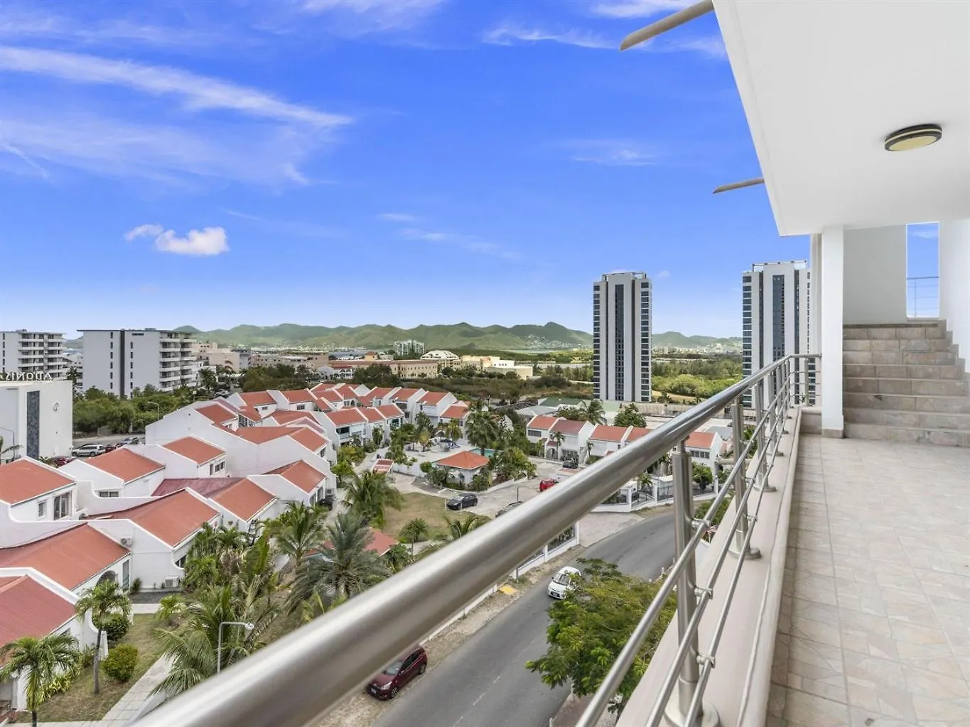 Aparthotel Crystal Waters Condo Lowlands