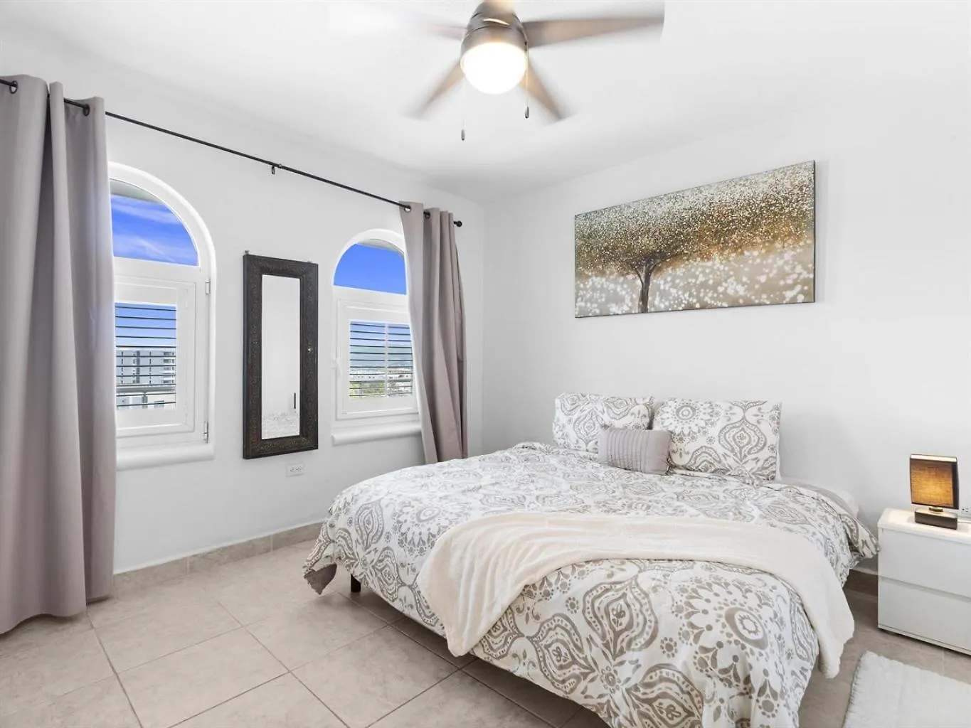 Crystal Waters Condo Lowlands